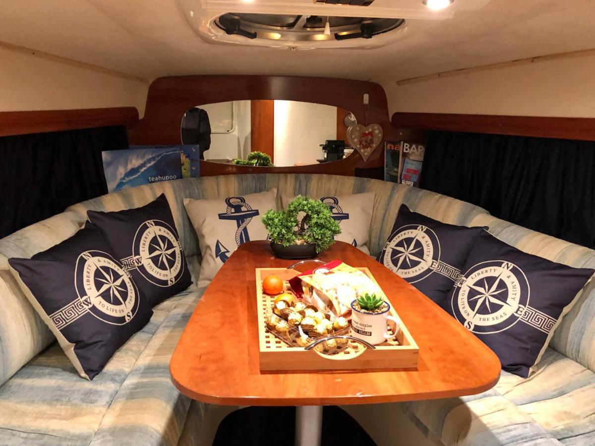 Bea Boat Charter Hotel Menton Bagian luar foto